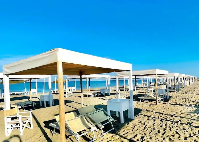 Regina Beach Holiday Apartments