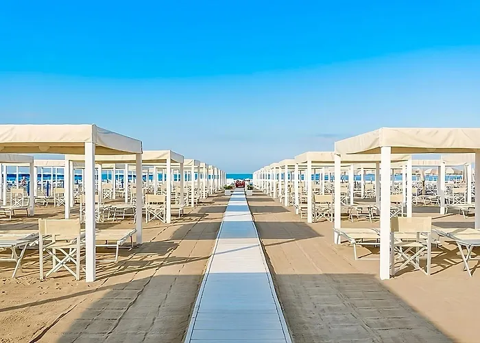 Regina Beach Holiday Apartments